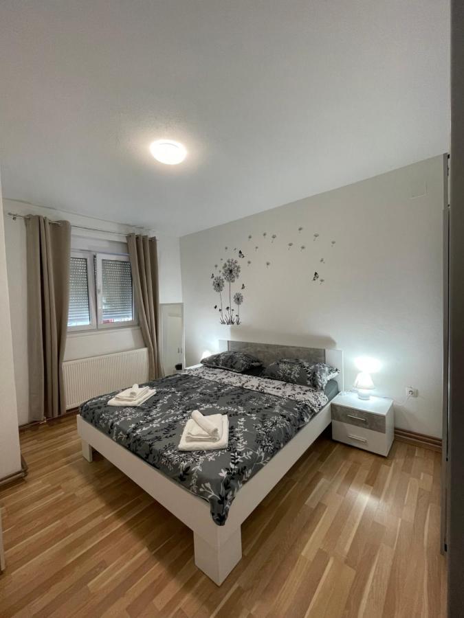 Apartment Holiday Zadar Exterior foto