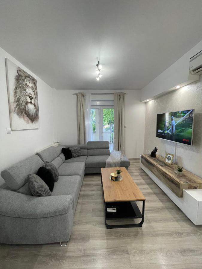 Apartment Holiday Zadar Exterior foto